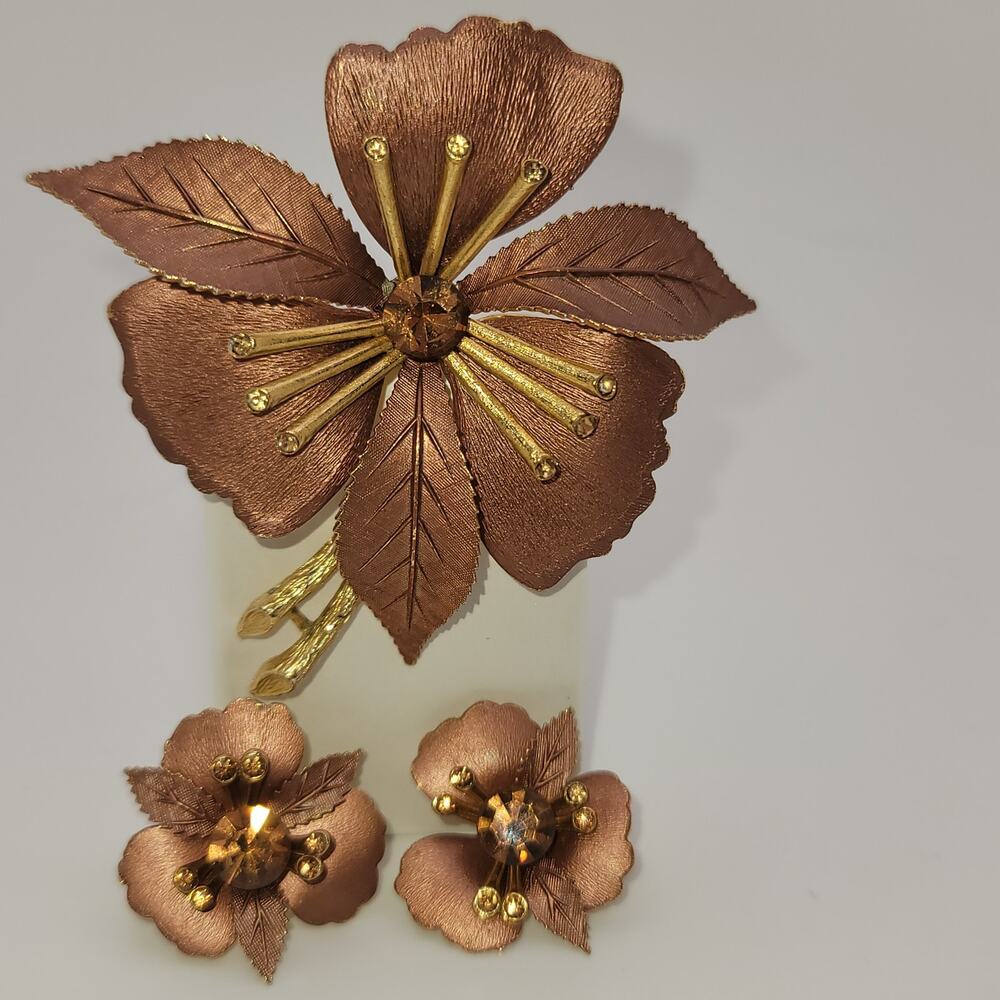 Vintage  Layered Copper & Gold-tone Flower Brooch & Clip-on Earrings Set